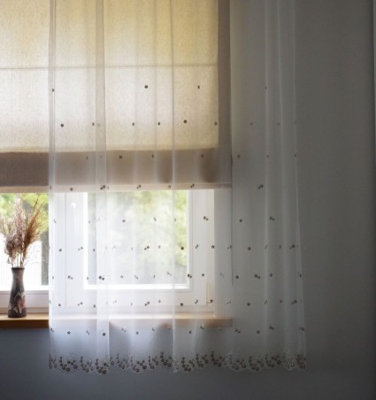 Tulle curtain ROOSI 8029, short