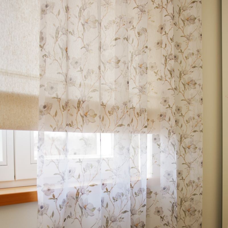 Tulle curtain SPROUTS v.02