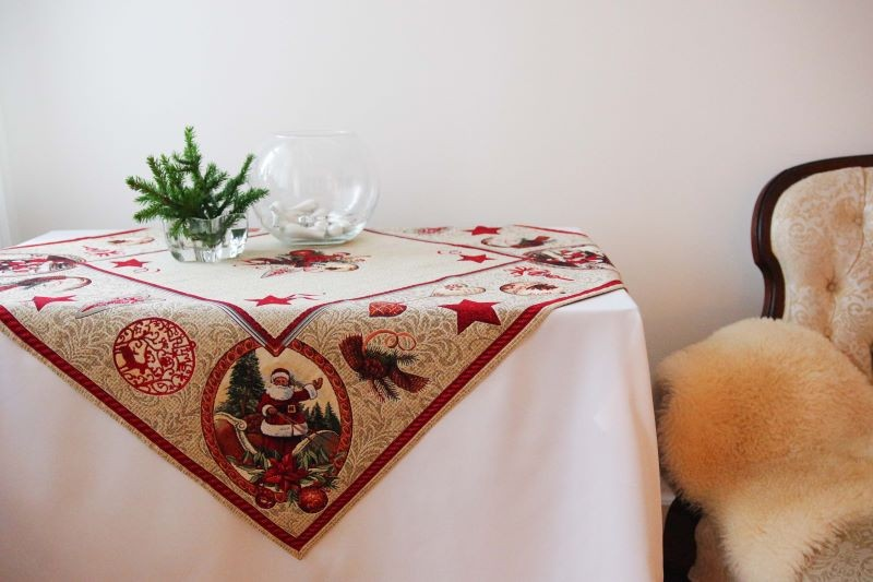Christmas tablecloth SANTA CLAUS