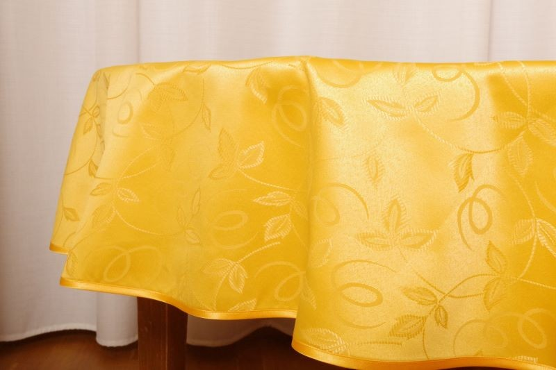 Tablecloth LOIRA, oval