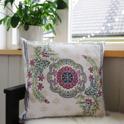 Cushion cover VAR