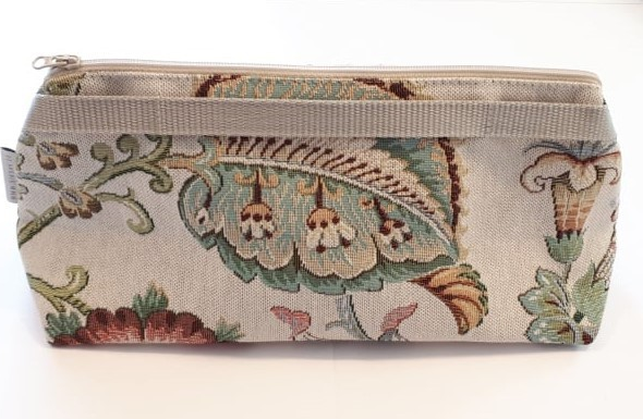 Cosmetic bag large, with handle