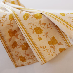 Tablerunner DOLOMITI Riga v.12, yellow