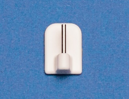 A hook for a thin curtain rod