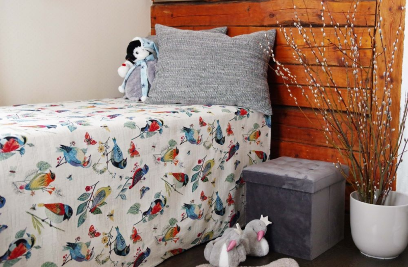 BIRDS of bedspreads