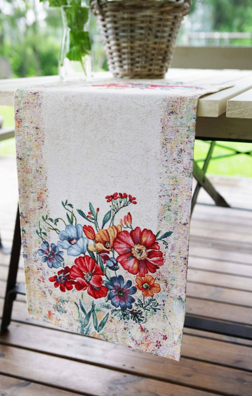 Table runner NERINE