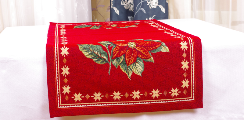 Christmas table runner ORNAMENT