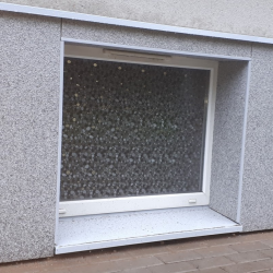 Self-adhesive glass cover for the window 90 cm