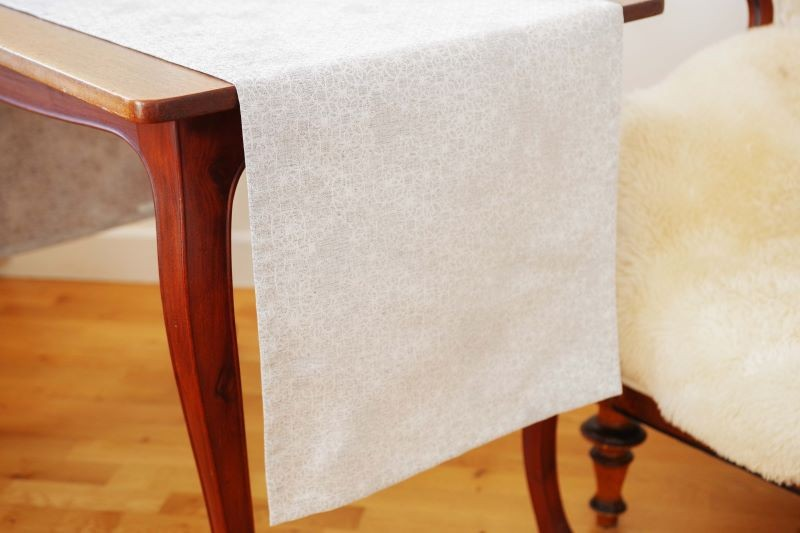 Table runner RECIFE v.724, grey-silver