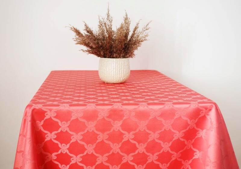 Tablecloth LOOP v.11, dusty pink, rectangular, with Teflon treatment