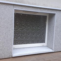 Self-adhesive glass covering for a window 45cm