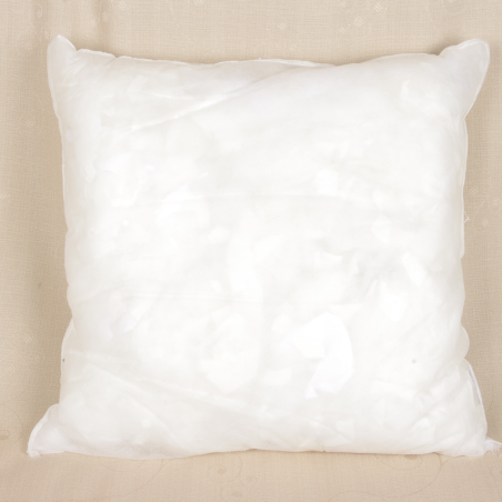 Cushion insert with polyester filling