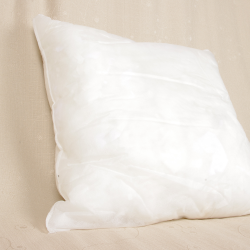 Cushion insert with polyester filling