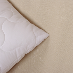 Quilted sleeping pillow 60x80cm