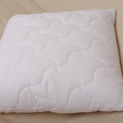 Quilted sleeping pillow 60x80cm