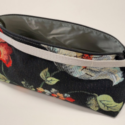 Cosmetic bag large, with handle