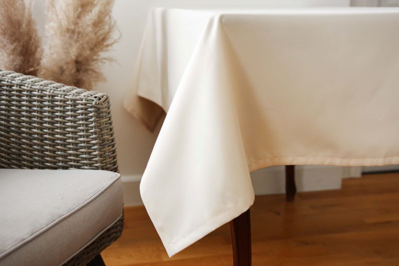 Tablecloth RASO v.01, natural white, square, with Teflon treatment