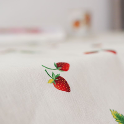 FRESITAS tablecloth, strawberries, Teflon treatment