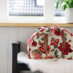 Travel bag ROSES, light