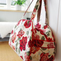 Travel bag ROSES, light