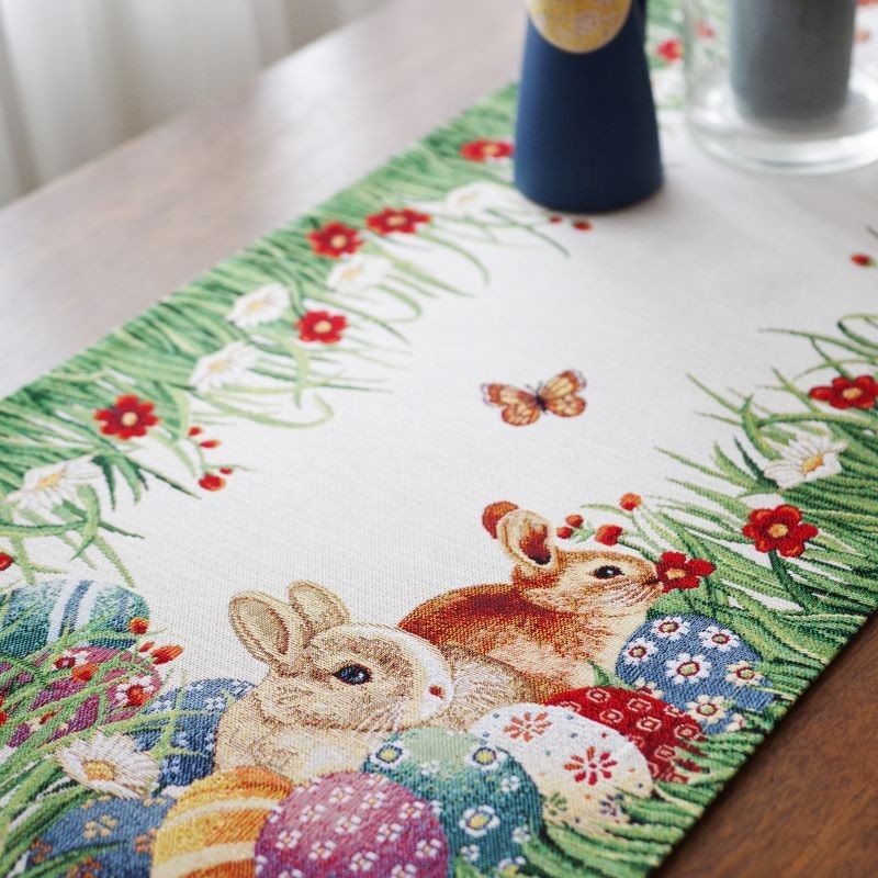 Table runner GRASS