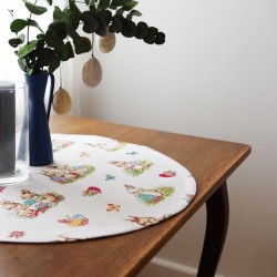 Table runner OSTERN, round